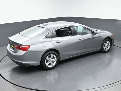 Used 2024 Chevrolet Malibu LT image 40