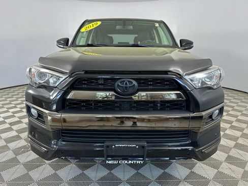 Used 2019 Toyota 4Runner Limited AWD/4WD image 9