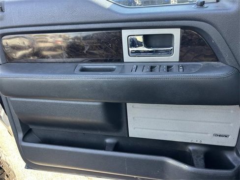 Used 2013 Ford F150 Platinum image 22