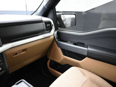 Used 2022 Ford F150 XLT AWD/4WD image 6