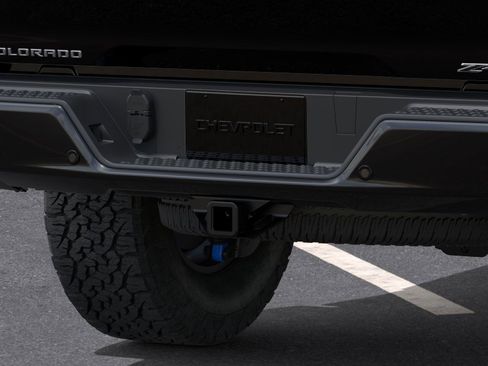 New 2026 Chevrolet Colorado ZR2 w/ Technology Package AWD/4WD image 14