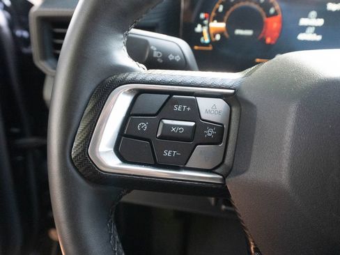 Used 2025 Ford Mustang Coupe RWD image 17