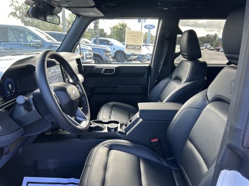 New 2025 Ford Bronco Big Bend image 12