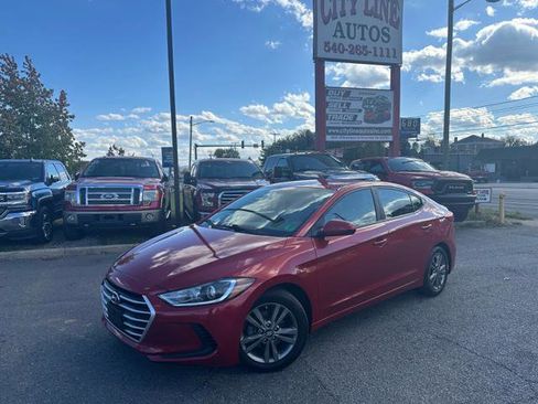 Used 2018 Hyundai Elantra SEL image 1