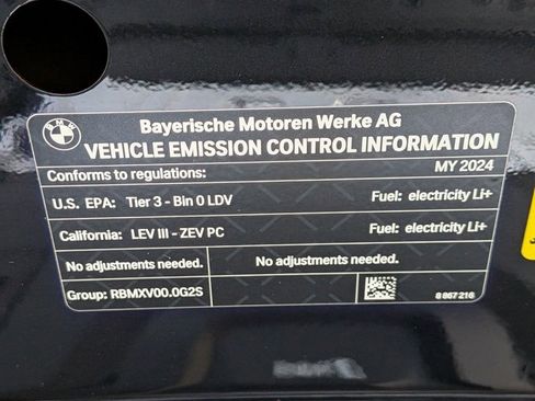 Used 2024 BMW i4 eDrive40 w/ Convenience Package RWD image 22