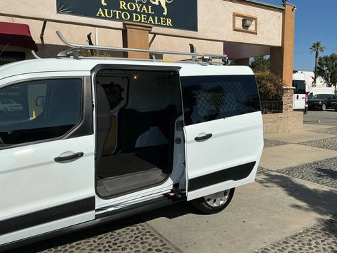 Used 2023 Ford Transit Connect XL FWD image 13