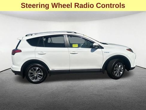 Used 2016 Toyota RAV4 XLE AWD/4WD image 11