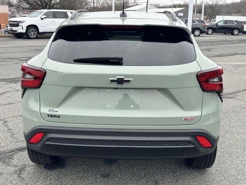 Used 2024 Chevrolet Trax RS w/ Driver Confidence Package image 4
