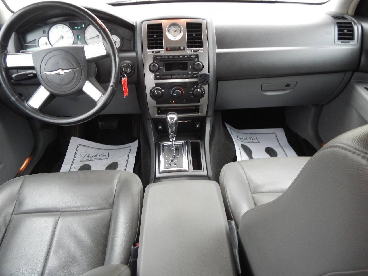 Used 2005 Chrysler 300 Touring w/ Comfort/Convenience Group AWD/4WD image 2