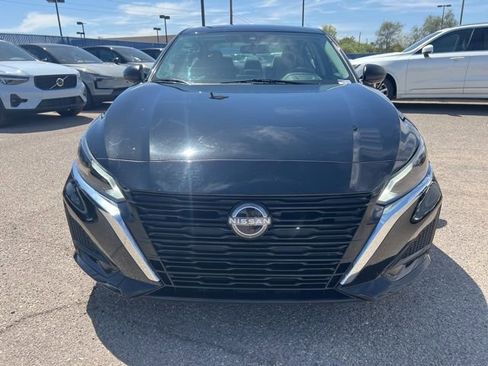 Used 2024 Nissan Altima 2.5 SV FWD image 8