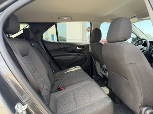 Used 2018 Chevrolet Equinox LT FWD image 10