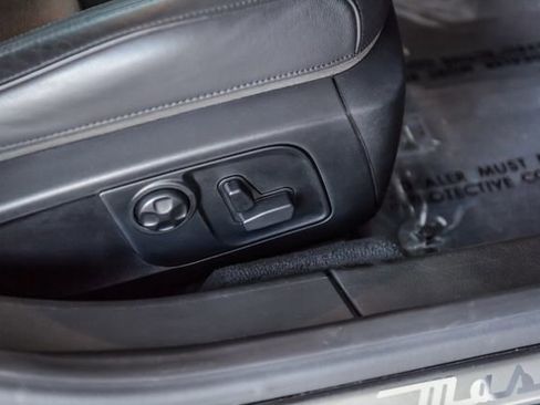 Used 2018 Maserati Ghibli GranSport image 46