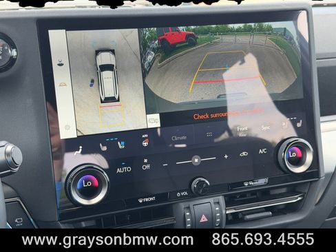 Used 2024 Lexus GX 550 AWD/4WD image 34