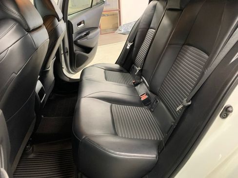 Used 2020 Toyota Corolla XSE FWD image 11