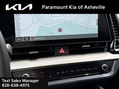 Certified 2025 Kia Sportage EX w/ EX Premium Package AWD/4WD image 9
