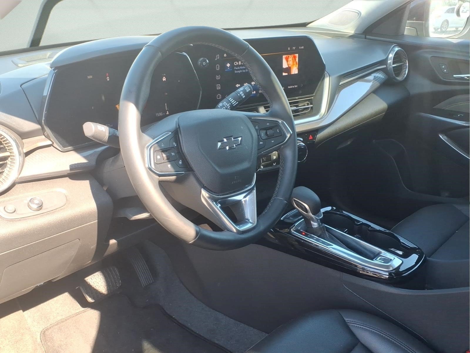 Used 2024 Chevrolet Trax ACTIV w/ Sunroof Package FWD image 7