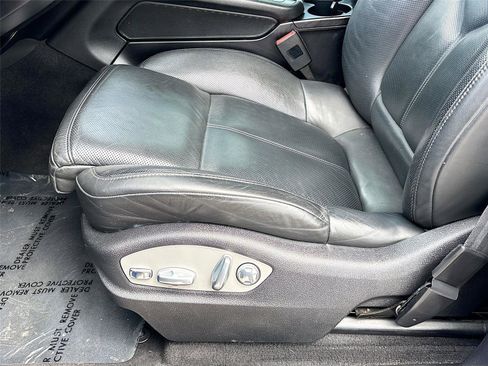 Used 2020 Porsche Macan image 20