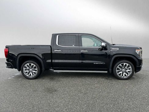 Used 2024 GMC Sierra 1500 Denali w/ Denali Reserve Package image 2