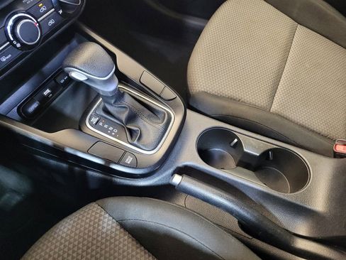 Used 2023 Kia Soul LX FWD image 26