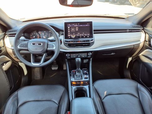 Used 2024 Jeep Compass Limited AWD/4WD image 19