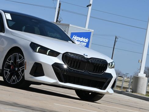 New 2026 BMW 540i xDrive w/ Executive Package AWD/4WD image 3