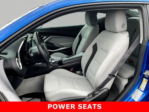 Used 2016 Chevrolet Camaro LT RWD image 19