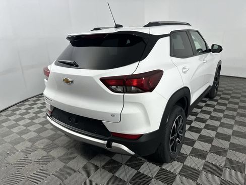 Used 2024 Chevrolet TrailBlazer LT w/ Convenience Package image 16