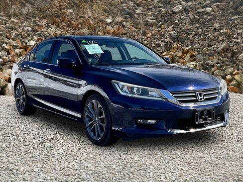 Used 2014 Honda Accord Sport image 10