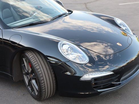 Used 2014 Porsche 911 Carrera S RWD image 10