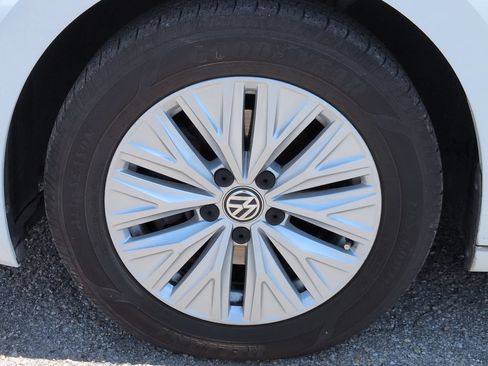 Used 2019 Volkswagen Jetta S FWD image 11