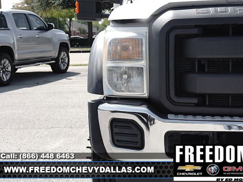 Used 2014 Ford F550 4x4 Regular Cab Super Duty image 29