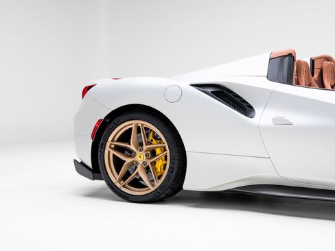Used 2020 Ferrari 488 Pista Spider image 57