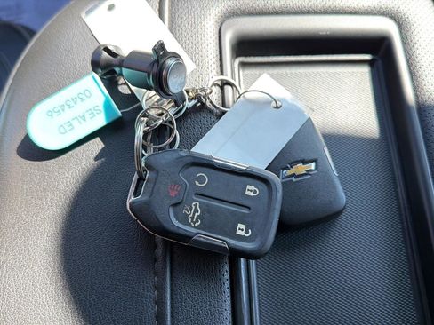 Used 2022 Chevrolet Silverado 2500 High Country w/ Z71 Off-Road Package image 26