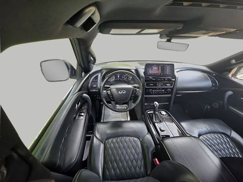Used 2023 INFINITI QX80 Sensory w/ All-Season Package AWD/4WD image 17