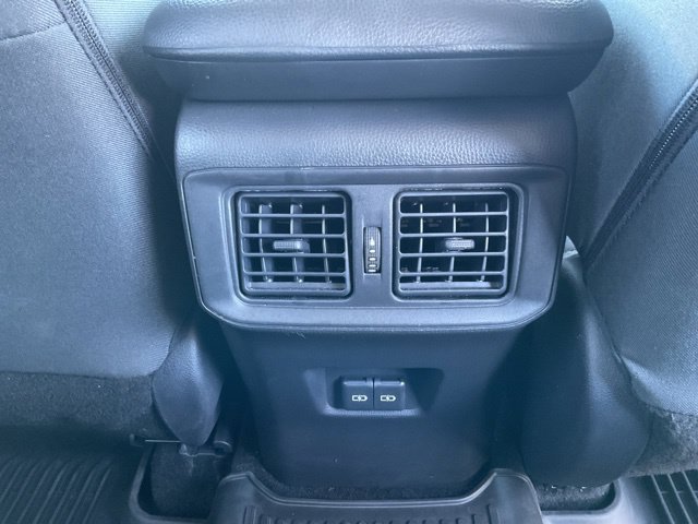 Used 2025 Toyota RAV4 XLE AWD/4WD image 19
