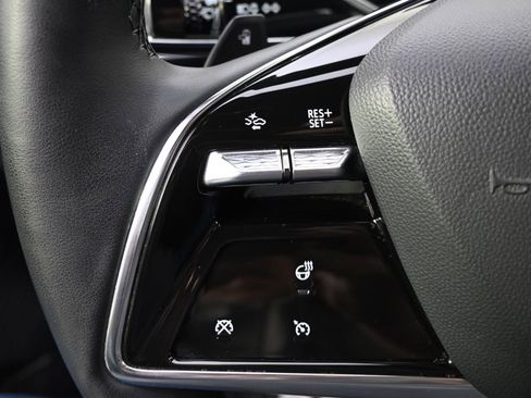 Certified 2024 Cadillac Lyriq Sport w/ LPO, Floor Liner Package AWD/4WD image 33