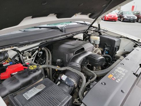 Used 2014 GMC Yukon SLT AWD/4WD image 41