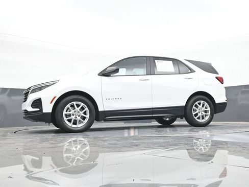 Used 2024 Chevrolet Equinox LS w/ LS Convenience Package FWD image 57