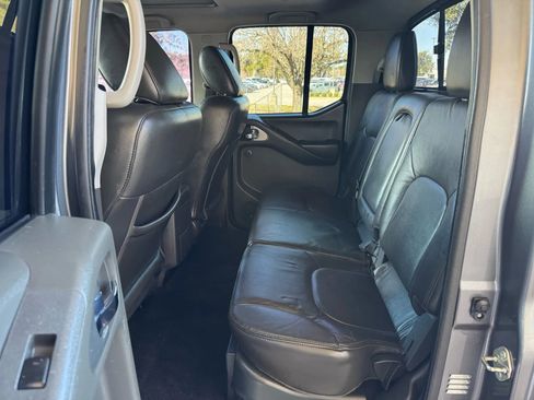 Used 2017 Nissan Frontier PRO-4X w/ Pro-4x Luxury Package image 13