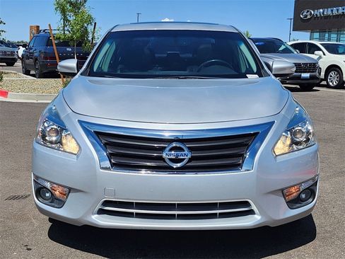 Used 2013 Nissan Altima 2.5 SL w/ Technology Pkg image 8