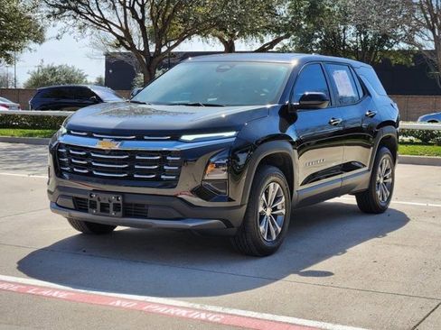 Used 2025 Chevrolet Equinox LT image 11