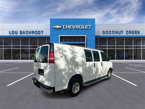 Used 2024 Chevrolet Express 2500 w/ Driver Convenience Package image 8