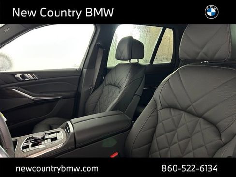 New 2026 BMW X5 xDrive40i w/ Climate Comfort Package AWD/4WD image 8