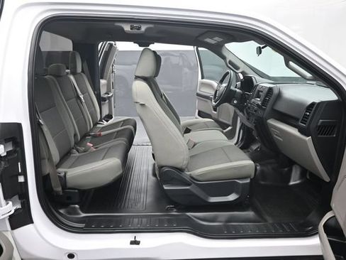 Used 2015 Ford F150 XL w/ Equipment Group 101A Mid RWD image 25