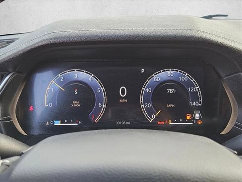 Used 2023 Jeep Grand Cherokee Limited image 10