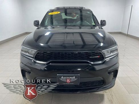 Used 2024 Dodge Durango GT image 2