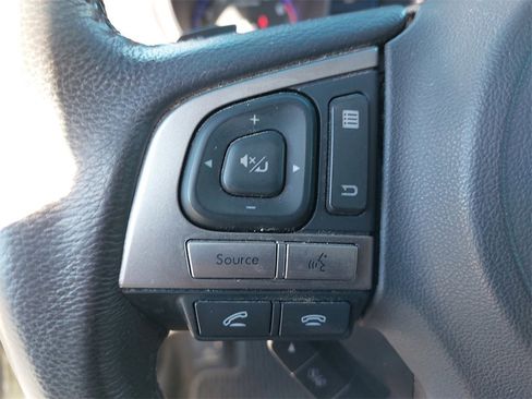 Used 2017 Subaru Outback 2.5i Premium image 14