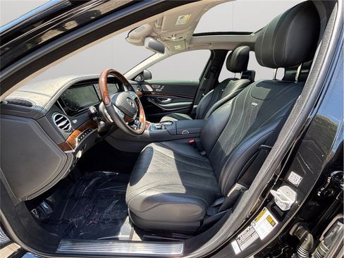 Used 2016 Mercedes-Benz Maybach S 600 image 2