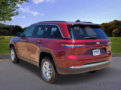 New 2024 Jeep Grand Cherokee Laredo X w/ Trailer Tow Package image 4