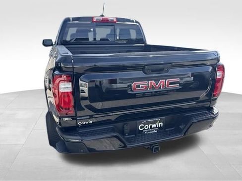 Used 2023 GMC Canyon Denali w/ Denali Black Edition AWD/4WD image 17